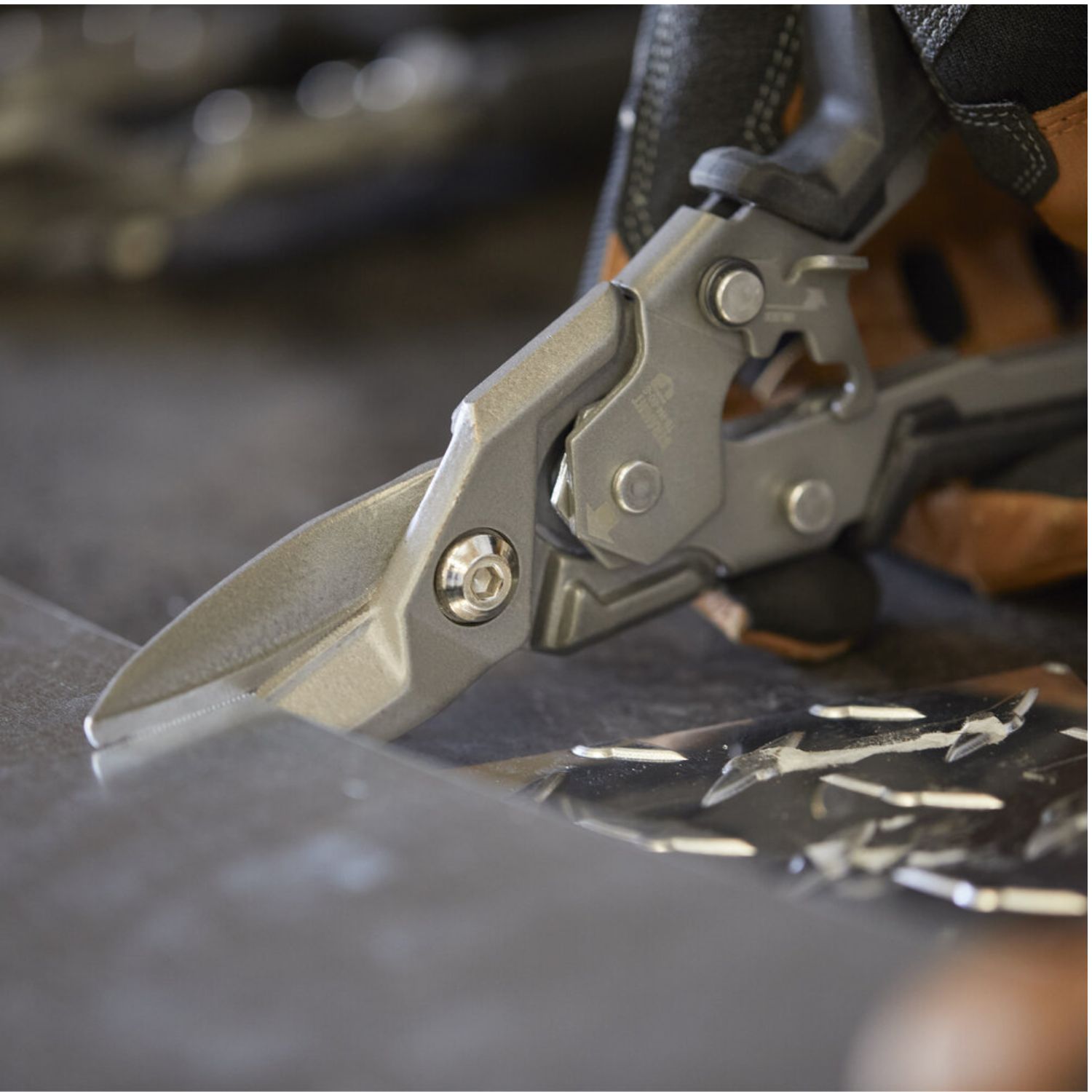 18025-toughbuilt-snips-3.jpg